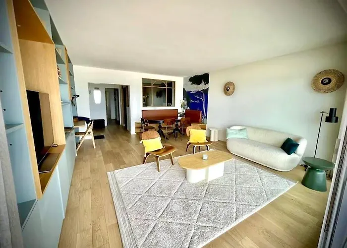 Apartment Vue : Le Carina