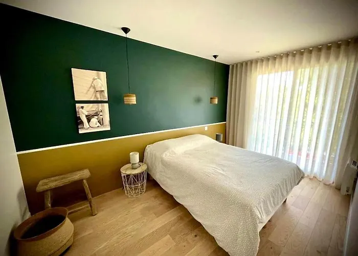 Vue : Le Carina Apartment *